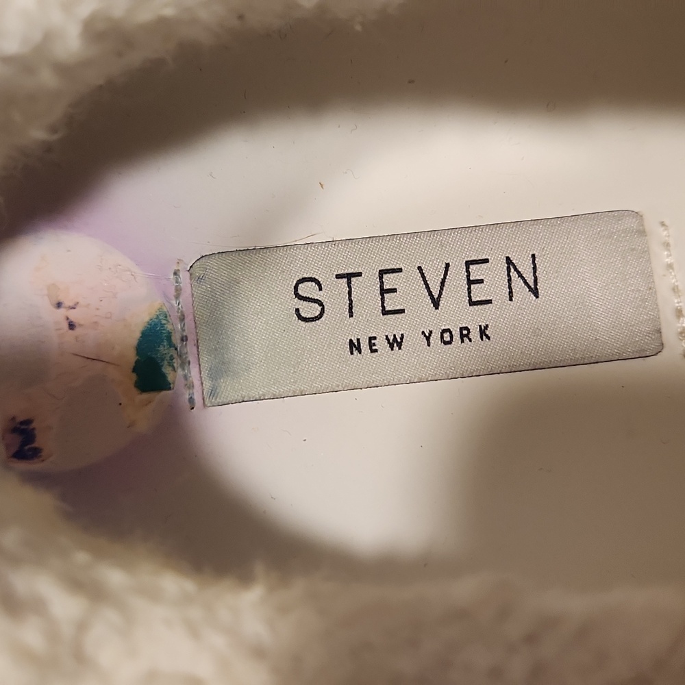 Steven - Picture 3 of 5